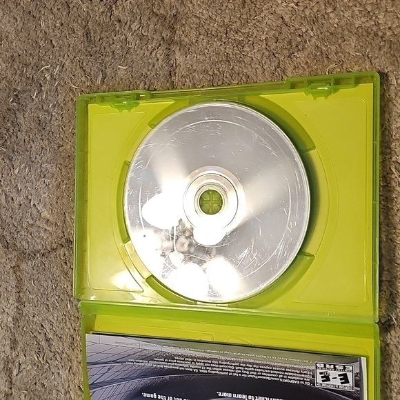 Xbox 360 Madden 12 - Picture 3 of 3
